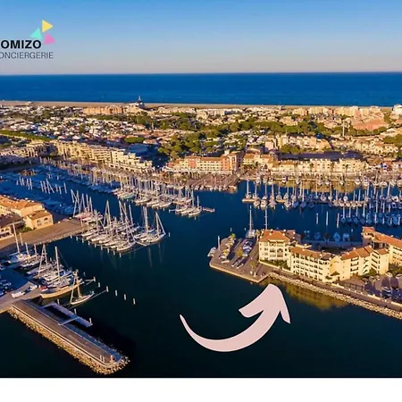 La Brise Marine. Vue Panoramique Port De Plaisance